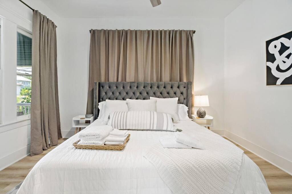 Urban Elegance Retreat Villa San Antonio Dış mekan fotoğraf
